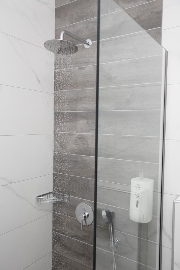 Albatros Suites Vrasná 外观 照片