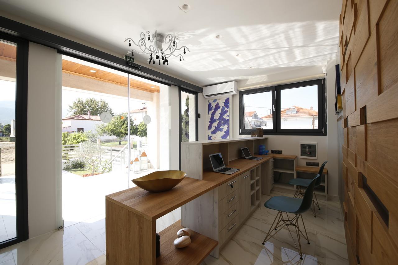 Albatros Suites Vrasná 外观 照片