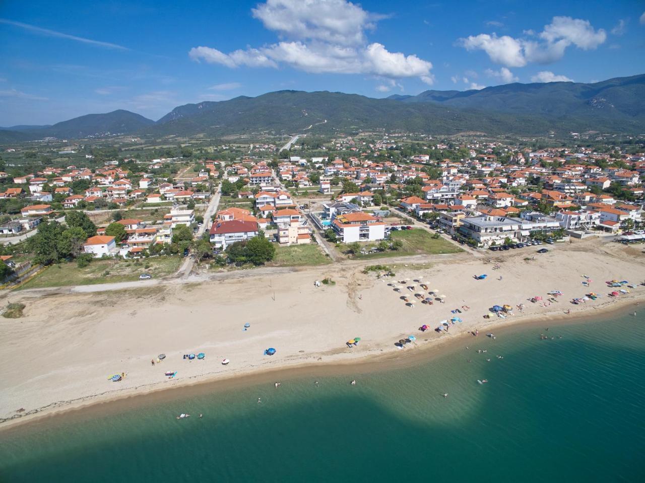 Albatros Suites Vrasná 外观 照片