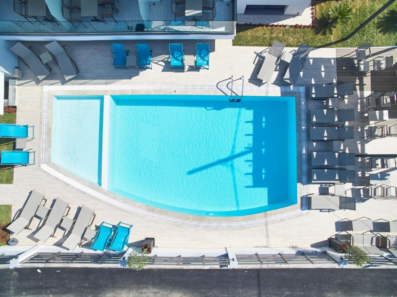 Albatros Suites Vrasná 外观 照片